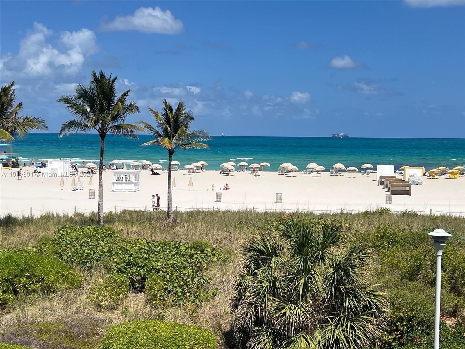 Real estate property located at 100 Lincoln Rd #604, Miami-dade, The Decoplage Condo, Miami Beach, FL