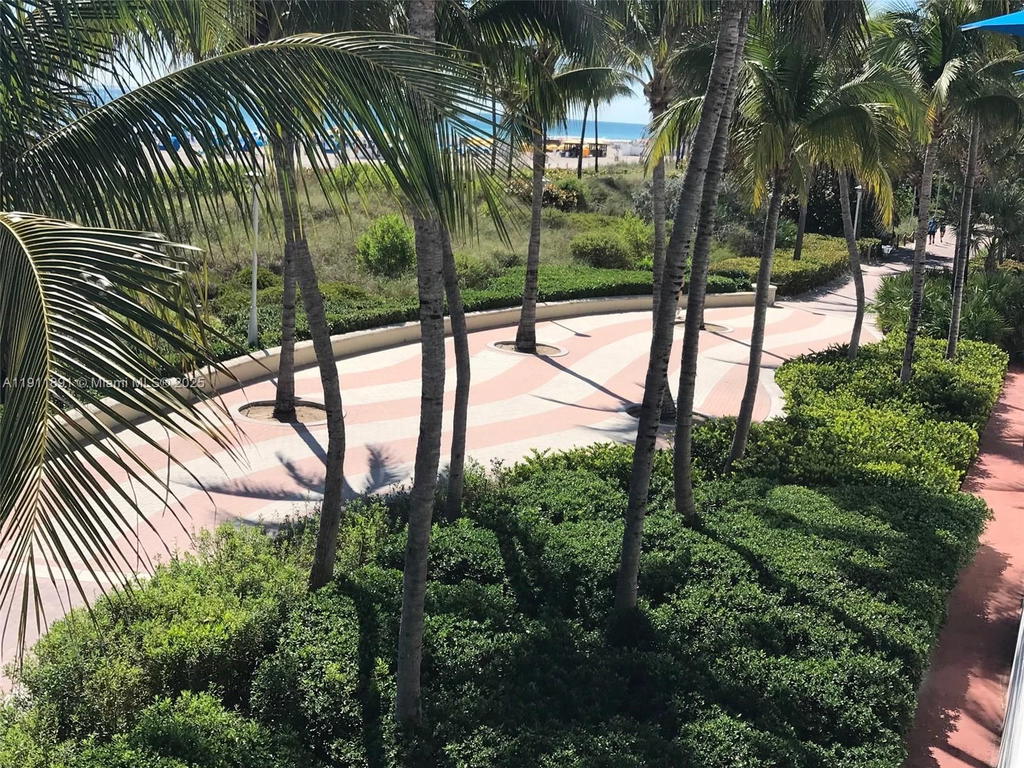 Real estate property located at 100 Lincoln Rd #604, Miami-dade, The Decoplage Condo, Miami Beach, FL