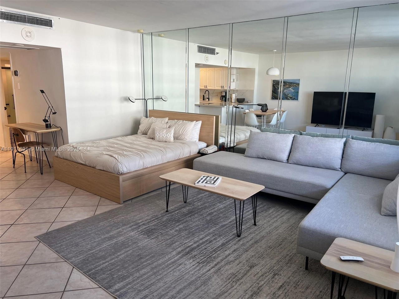 Real estate property located at 100 Lincoln Rd #604, Miami-dade, The Decoplage Condo, Miami Beach, FL