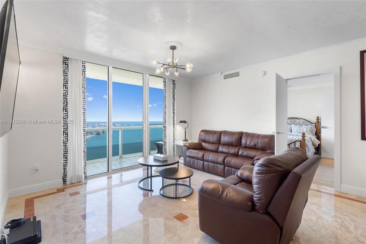 Real estate property located at 50 Biscayne Blvd #4808, Miami-dade, 50 Biscayne Condo, Miami, FL