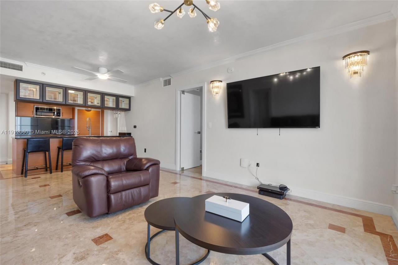 Real estate property located at 50 Biscayne Blvd #4808, Miami-dade, 50 Biscayne Condo, Miami, FL