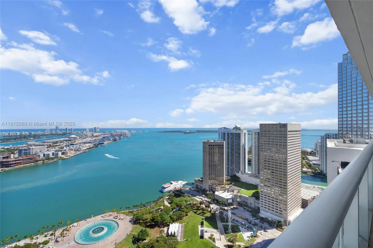 Real estate property located at 50 Biscayne Blvd #4808, Miami-dade, 50 Biscayne Condo, Miami, FL