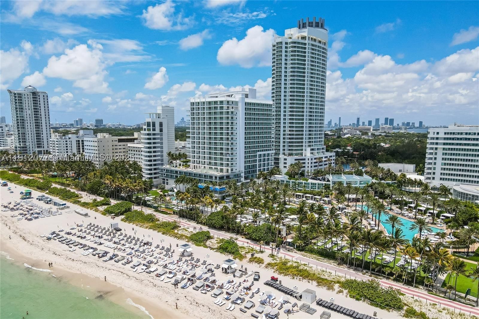 Real estate property located at 4401 Collins Ave #1604, Miami-dade, Fontainebleau Ii Condo, Miami Beach, FL