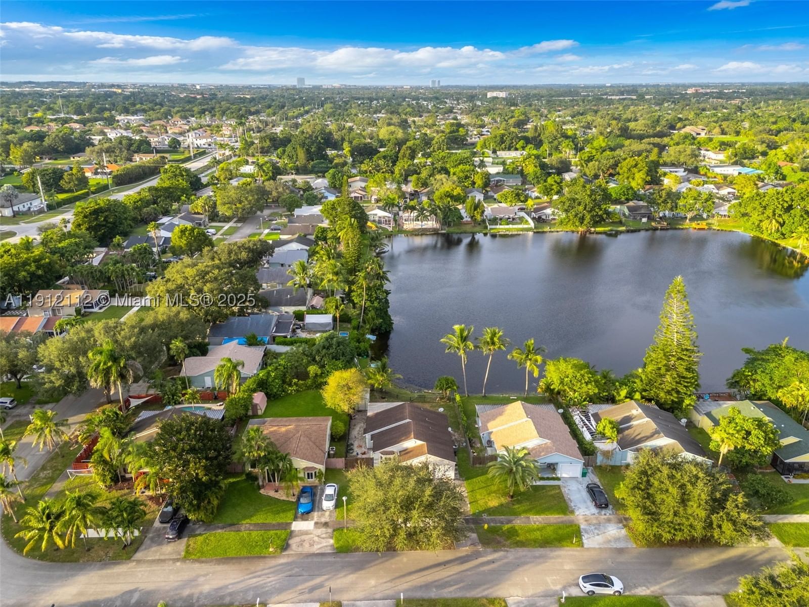 Real estate property located at 12911 17th Pl, Broward, Summer Lake, Davie, FL