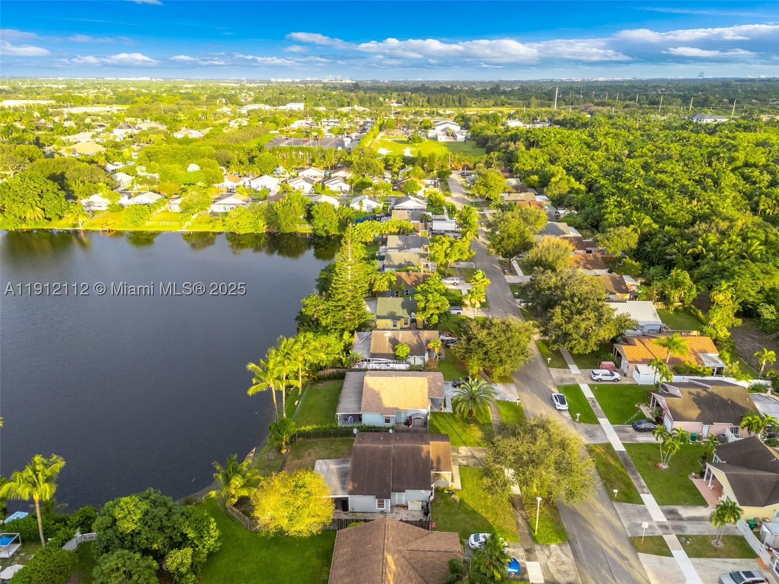 Real estate property located at 12911 17th Pl, Broward, Summer Lake, Davie, FL