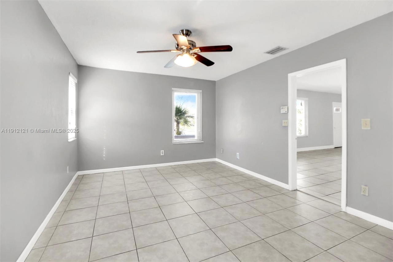 Real estate property located at 19311 118th Ave, Miami-dade, South Miami Heights Addn, Miami, FL
