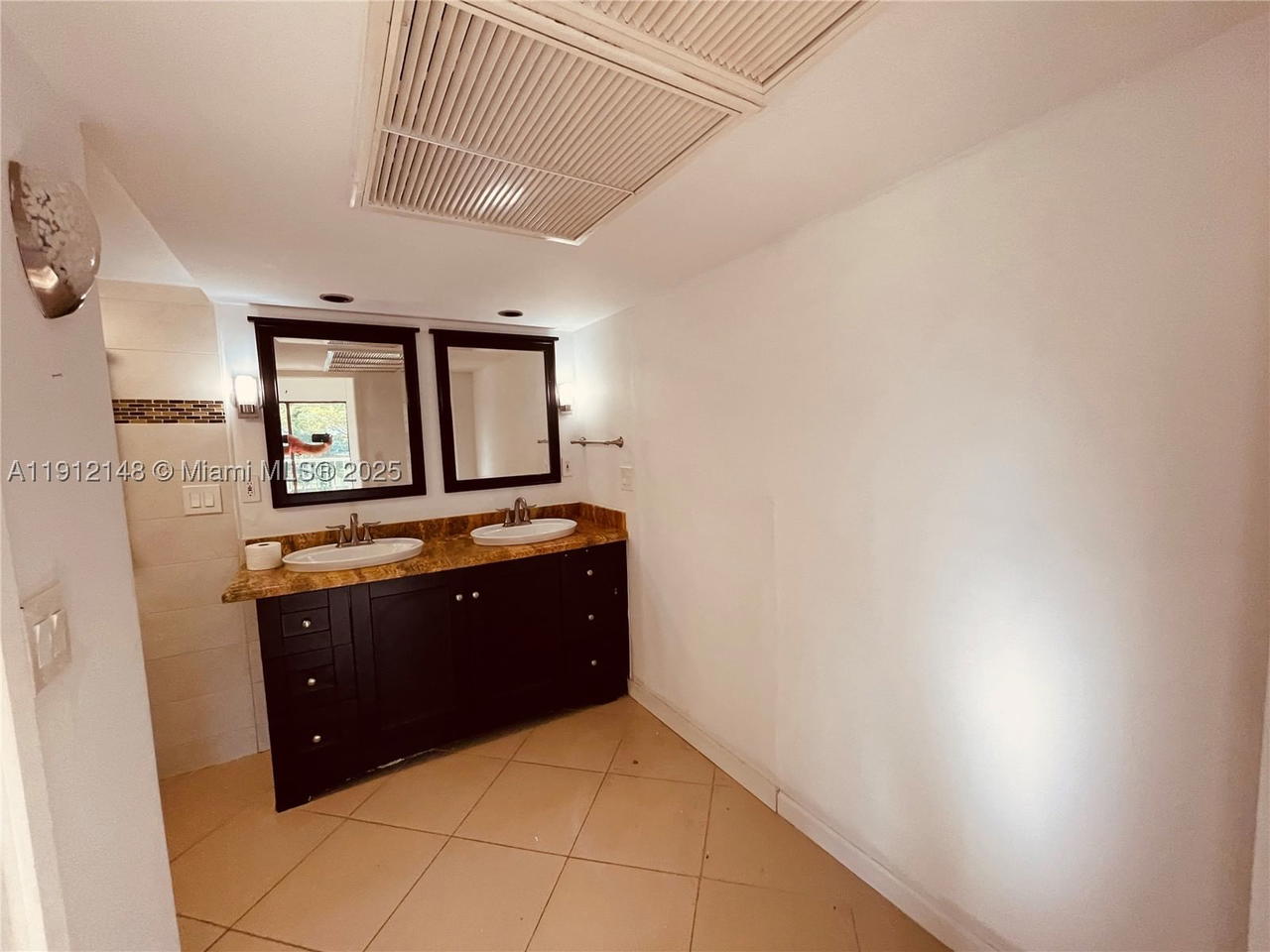 Real estate property located at 1650 115th St #311, Miami-dade, Cricket Clubhouse Condo, Miami, FL