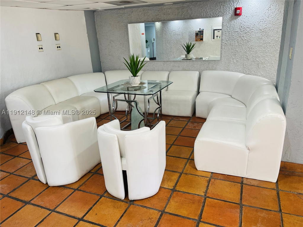 Real estate property located at 1650 115th St #311, Miami-dade, Cricket Clubhouse Condo, Miami, FL