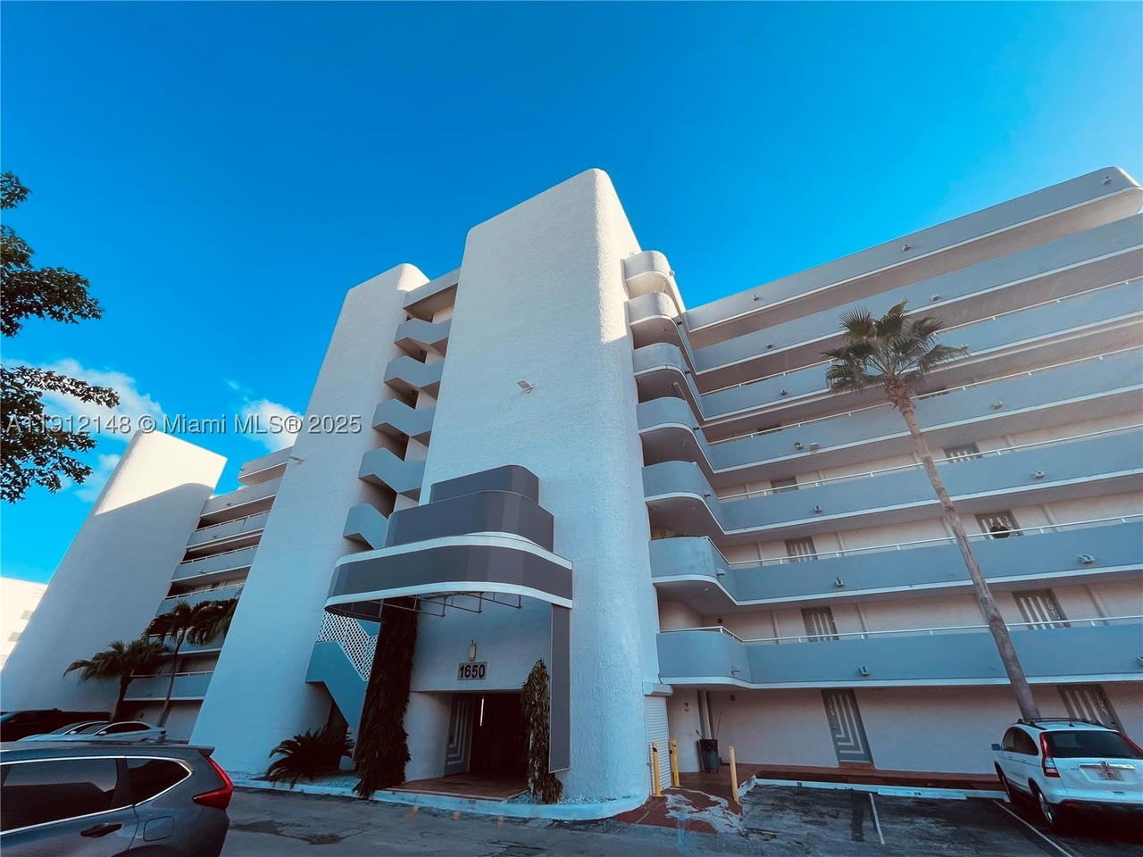Real estate property located at 1650 115th St #311, Miami-dade, Cricket Clubhouse Condo, Miami, FL
