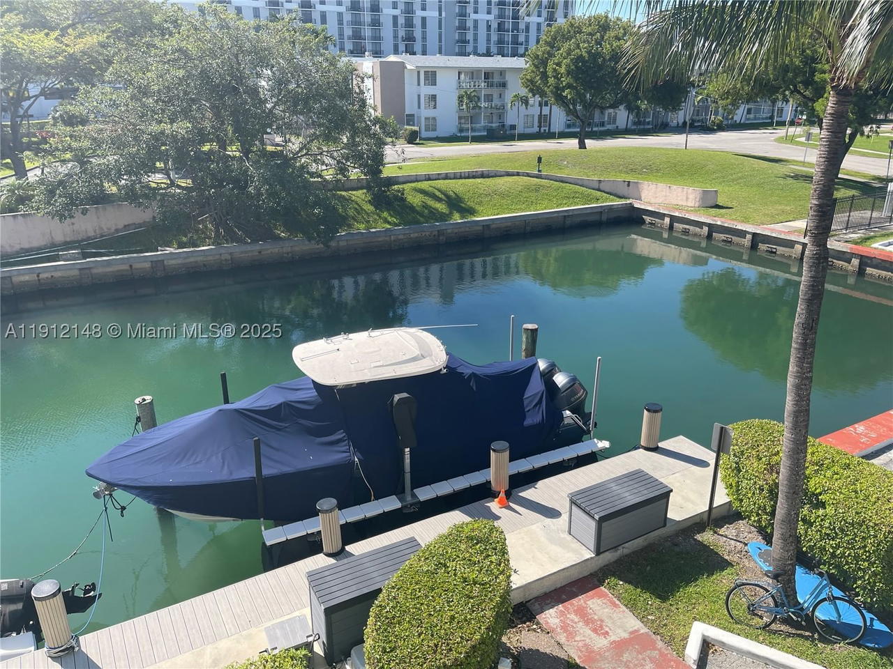 Real estate property located at 1650 115th St #311, Miami-dade, Cricket Clubhouse Condo, Miami, FL