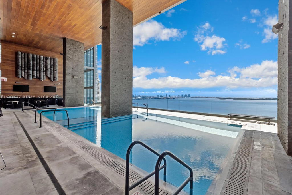 Real estate property located at 1451 Brickell Ave #2405, Miami-dade, Echo Brickell Condo, Miami, FL