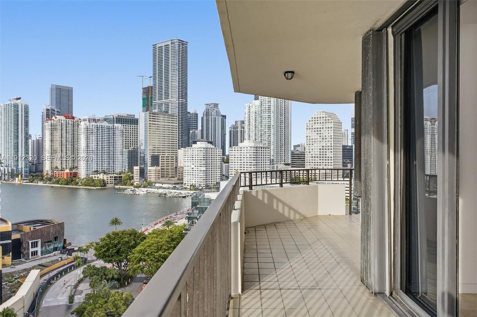 Real estate property located at 520 Brickell Key Dr A1615, Miami-dade, Brickell Key One Condo, Miami, FL