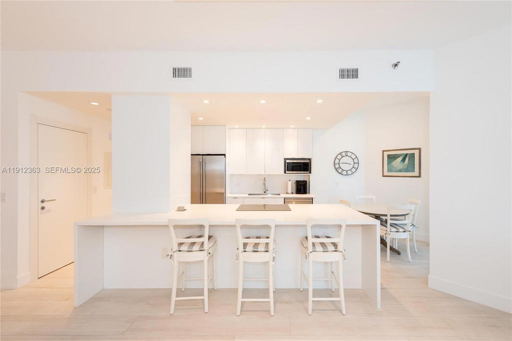 Real estate property located at 8925 Collins Ave #11C, Miami-dade, Mirage Condo, Surfside, FL