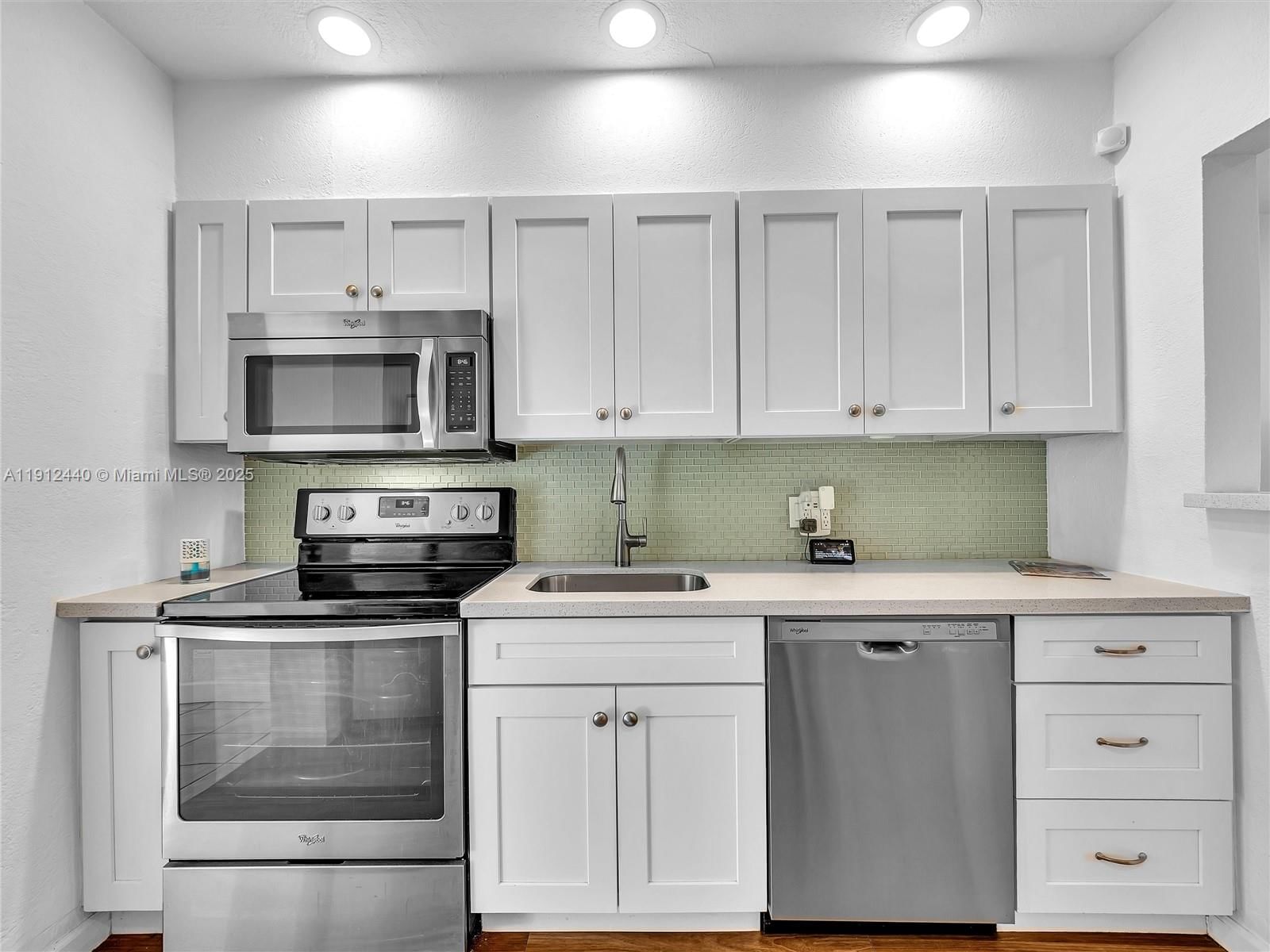 Real estate property located at 1108 3rd Ave, Broward, Progresso, Fort Lauderdale, FL