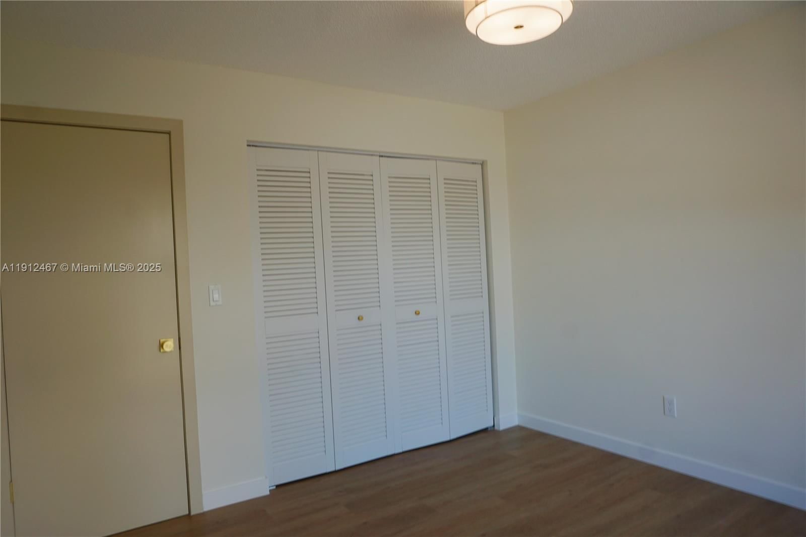 Real estate property located at 809 10th St, Broward, Golden Heights, Hallandale Beach, FL