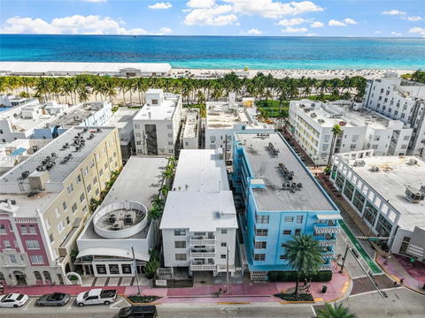 Real estate property located at 713 Collins Ave #39, Miami-dade, 713 Collins Condo, Miami Beach, FL