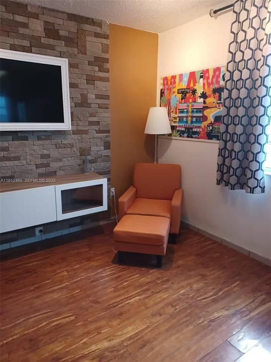 Real estate property located at 713 Collins Ave #39, Miami-dade, 713 Collins Condo, Miami Beach, FL
