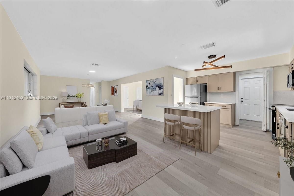 Real estate property located at 18200 9th Ave, Miami-dade, Scott Lake Manor Sec 2, Miami Gardens, FL