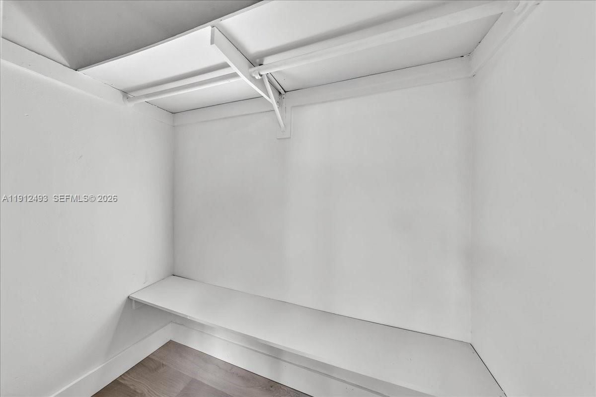 Real estate property located at 18200 9th Ave, Miami-dade, Scott Lake Manor Sec 2, Miami Gardens, FL