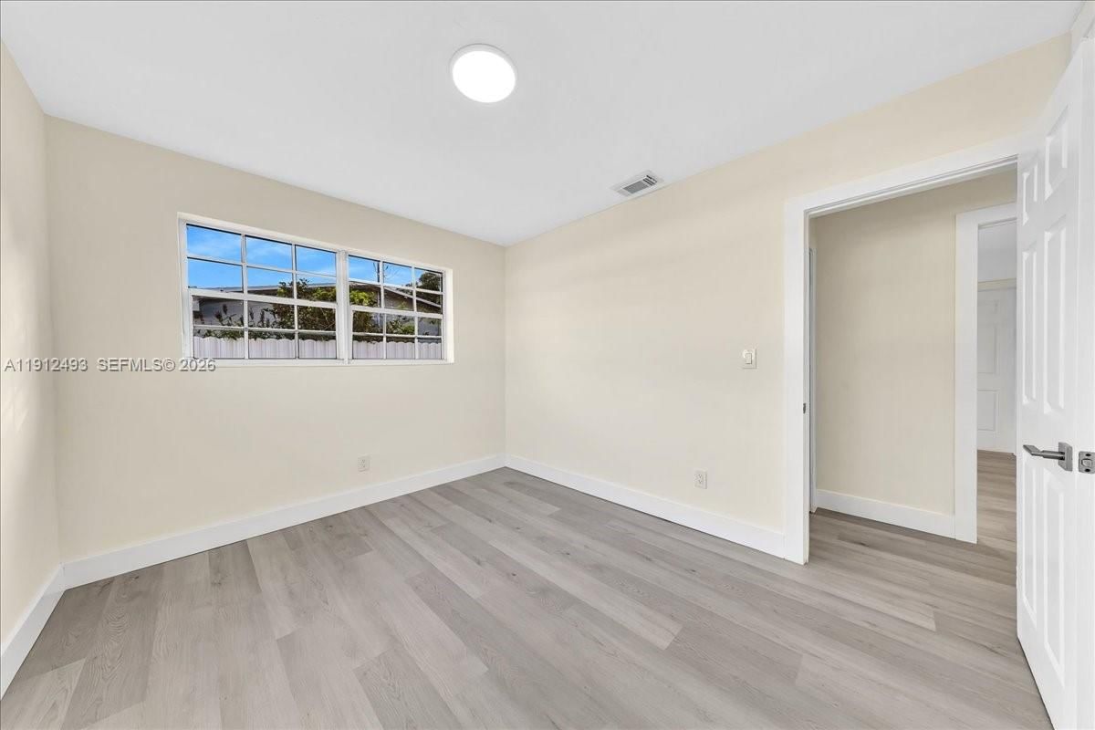 Real estate property located at 18200 9th Ave, Miami-dade, Scott Lake Manor Sec 2, Miami Gardens, FL