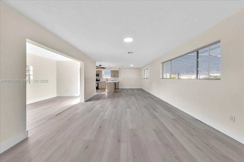 Real estate property located at 18200 9th Ave, Miami-dade, Scott Lake Manor Sec 2, Miami Gardens, FL
