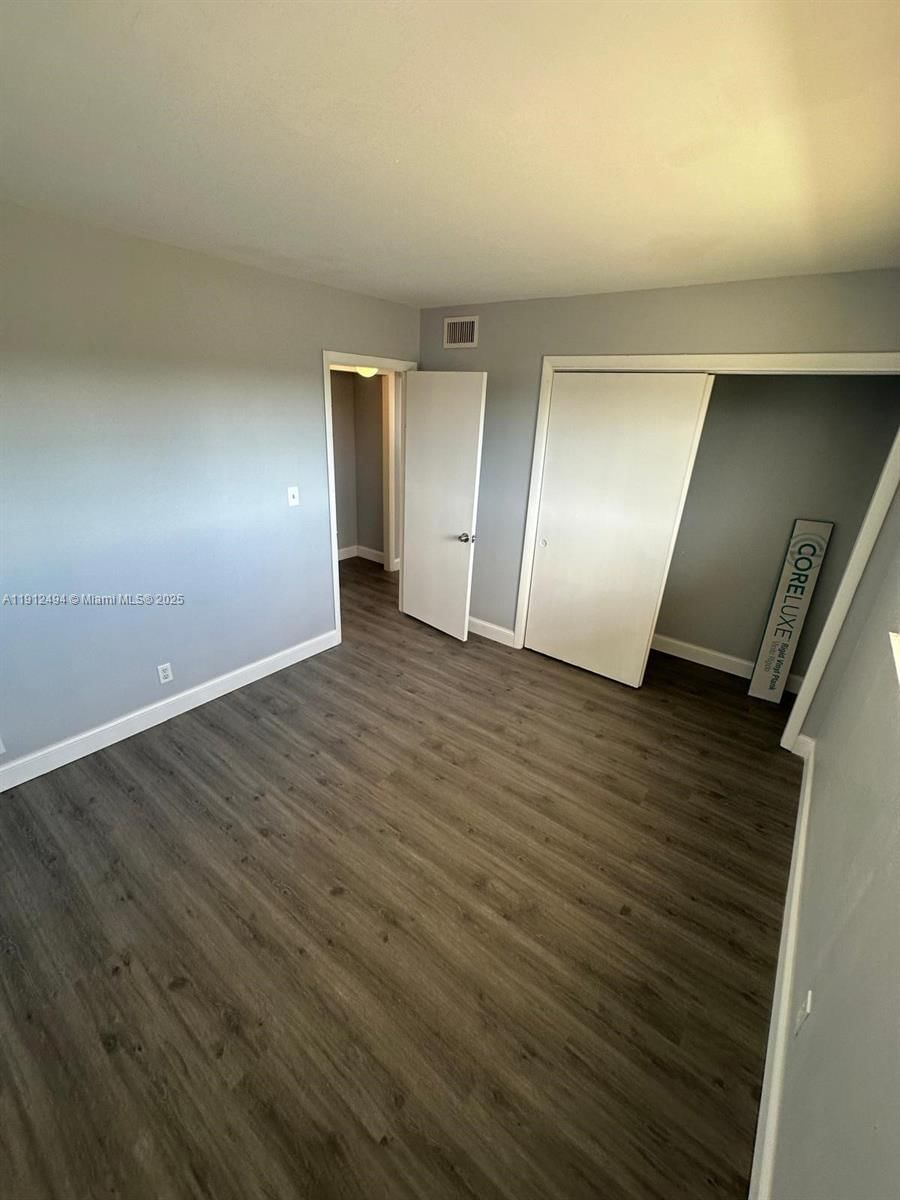 Real estate property located at 220 9th Ave #406, Broward, Parkside Towers Condo, Hallandale Beach, FL