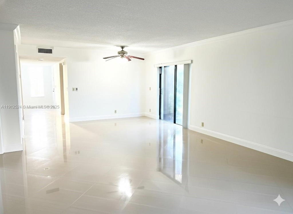 Real estate property located at 16531 Blatt Blvd #101, Broward, Gardens At Bonaventure 14, Weston, FL