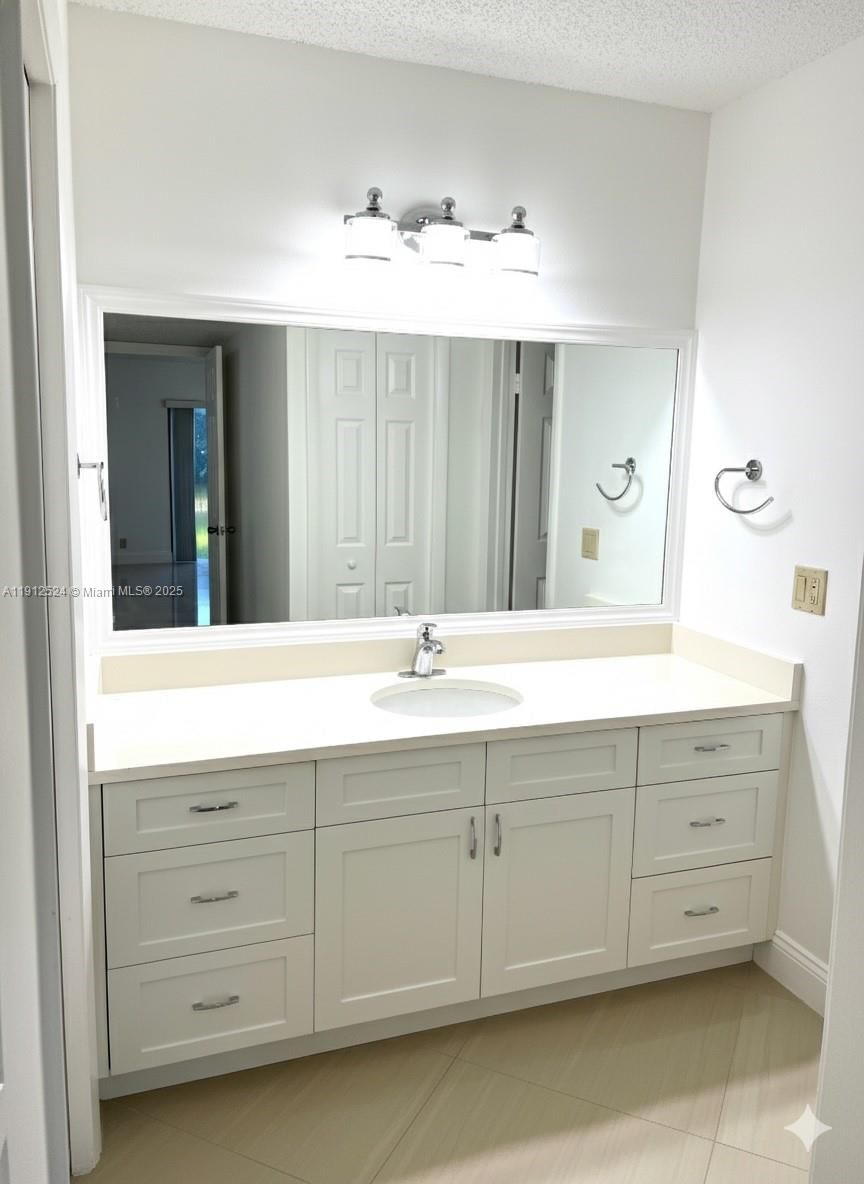 Real estate property located at 16531 Blatt Blvd #101, Broward, Gardens At Bonaventure 14, Weston, FL