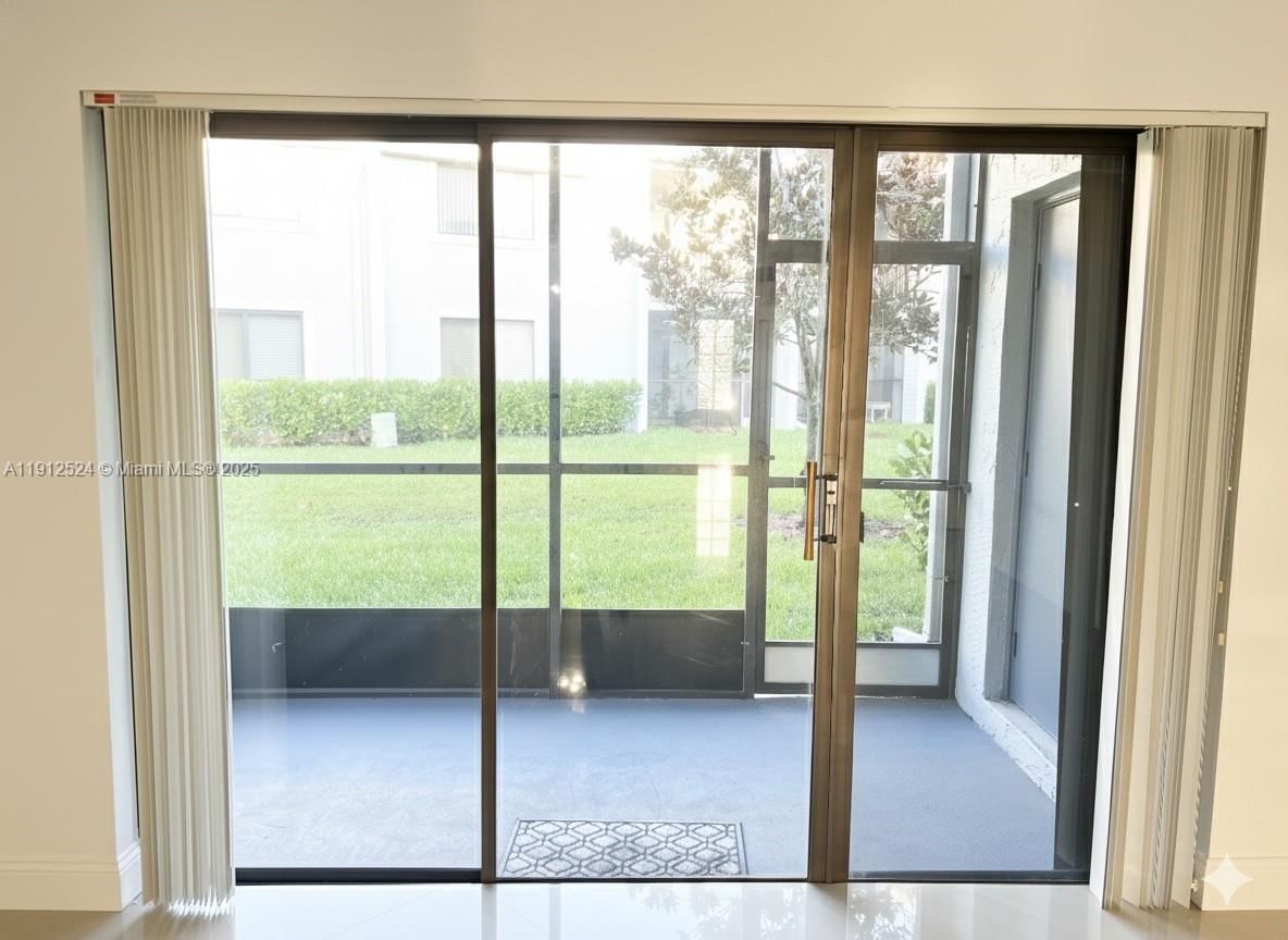 Real estate property located at 16531 Blatt Blvd #101, Broward, Gardens At Bonaventure 14, Weston, FL