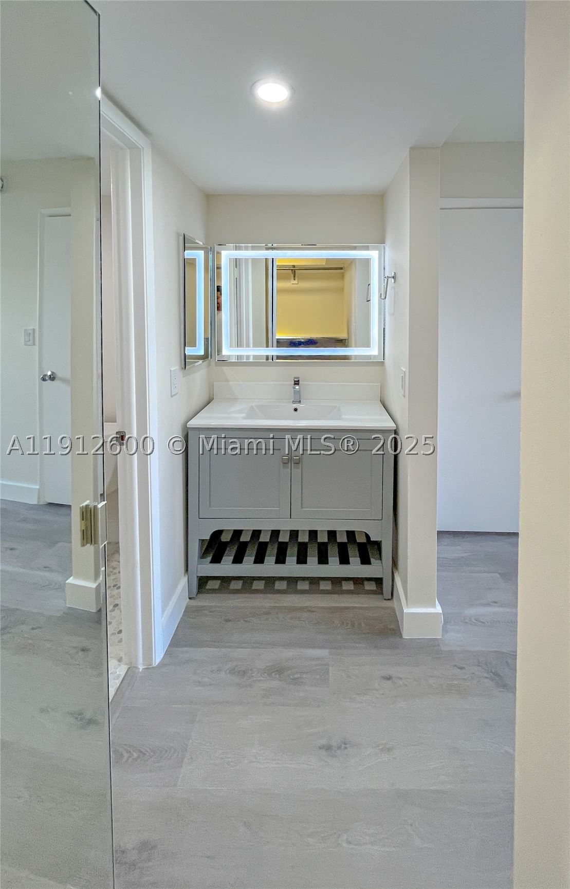 Real estate property located at 10315 9th St Cir #502-14, Miami-dade, Caribbean Springs Village, Miami, FL