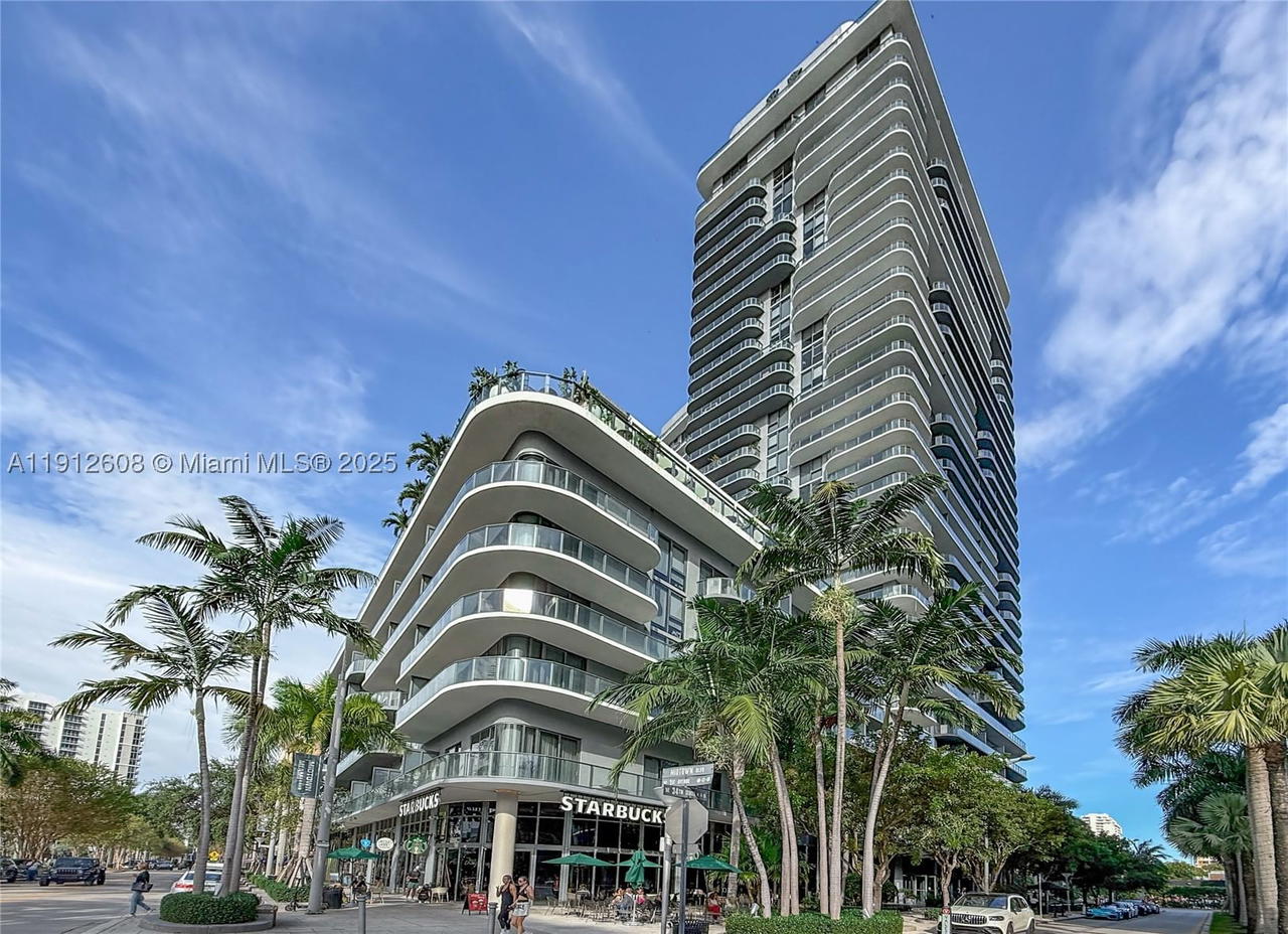 Real estate property located at 121 34th St #2003, Miami-dade, 3401 Midtown Condo, Miami, FL