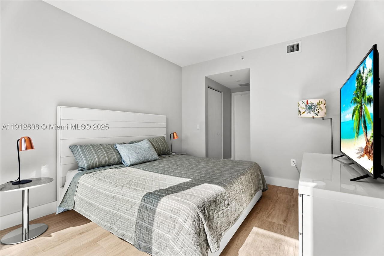 Real estate property located at 121 34th St #2003, Miami-dade, 3401 Midtown Condo, Miami, FL
