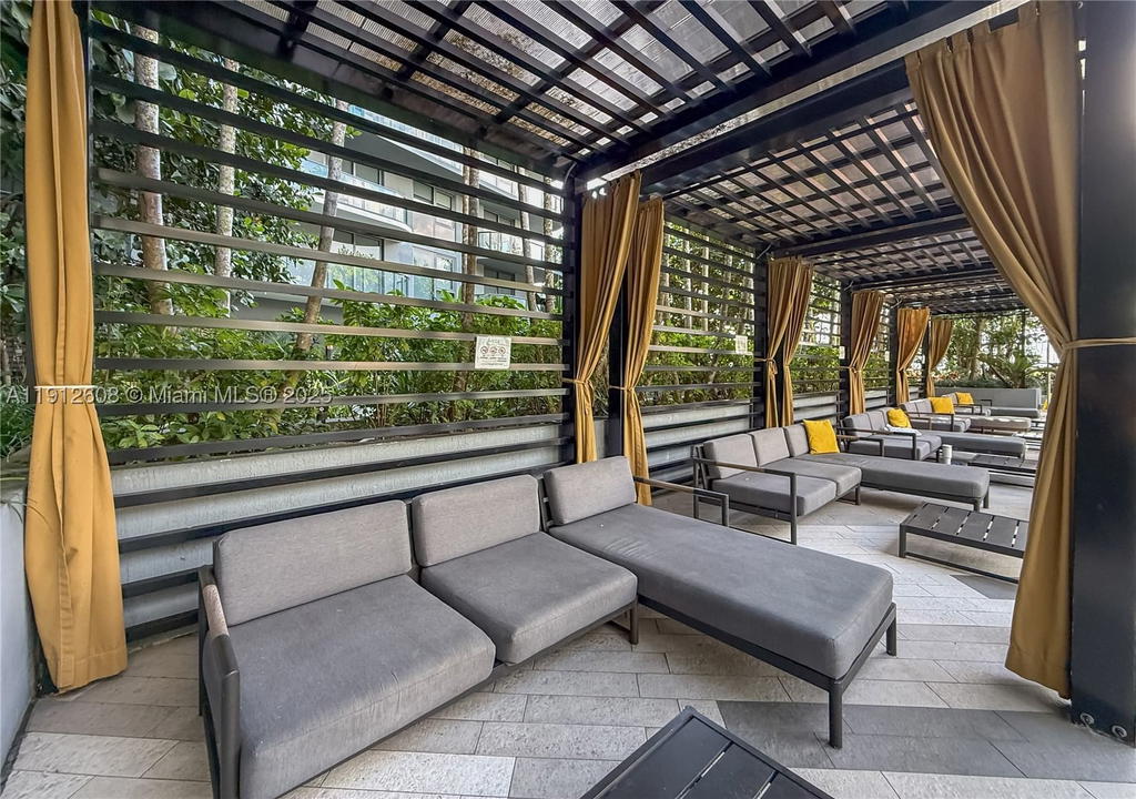 Real estate property located at 121 34th St #2003, Miami-dade, 3401 Midtown Condo, Miami, FL