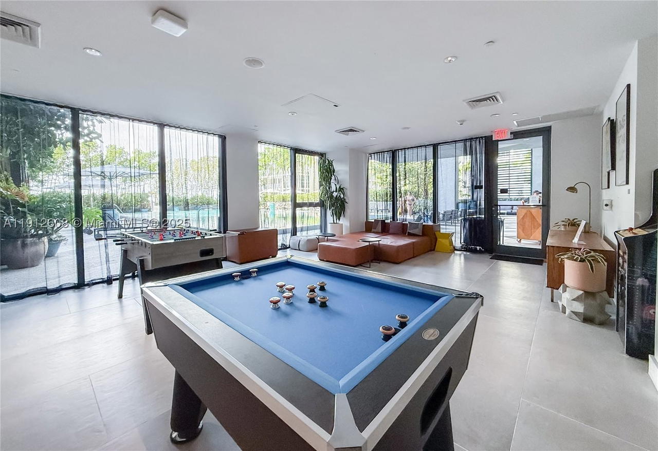 Real estate property located at 121 34th St #2003, Miami-dade, 3401 Midtown Condo, Miami, FL