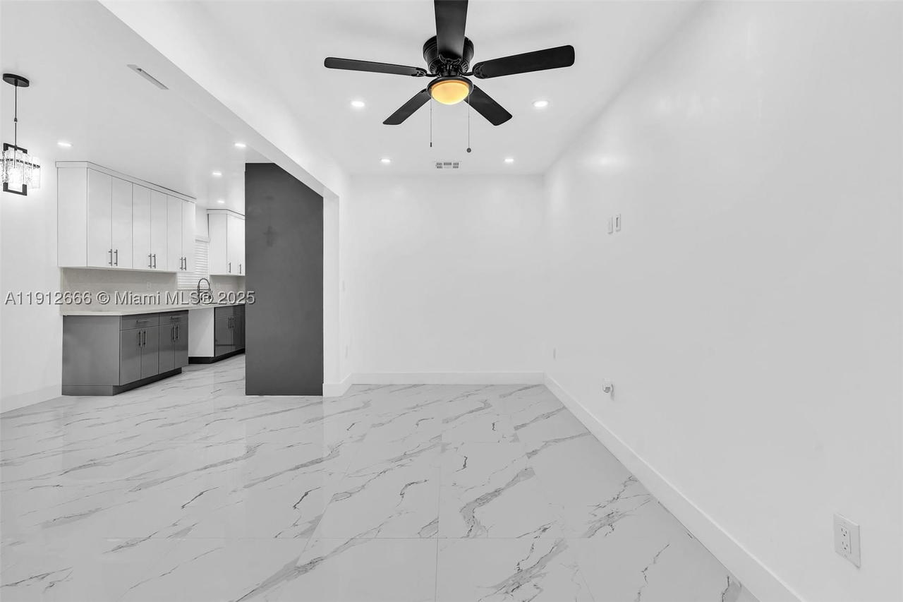 Real estate property located at 5850 3rd Ave, Miami-dade, Pierces Lemon City, Miami, FL