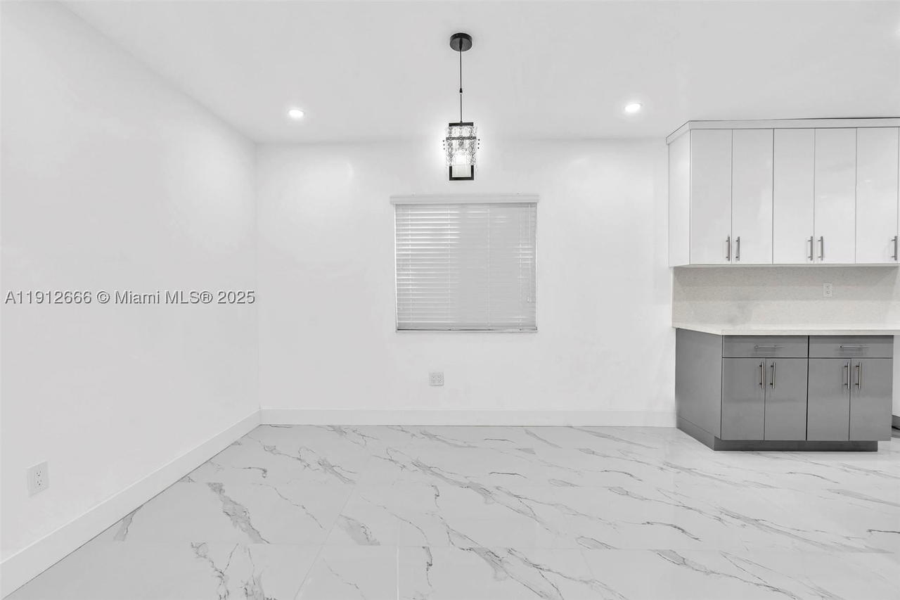 Real estate property located at 5850 3rd Ave, Miami-dade, Pierces Lemon City, Miami, FL