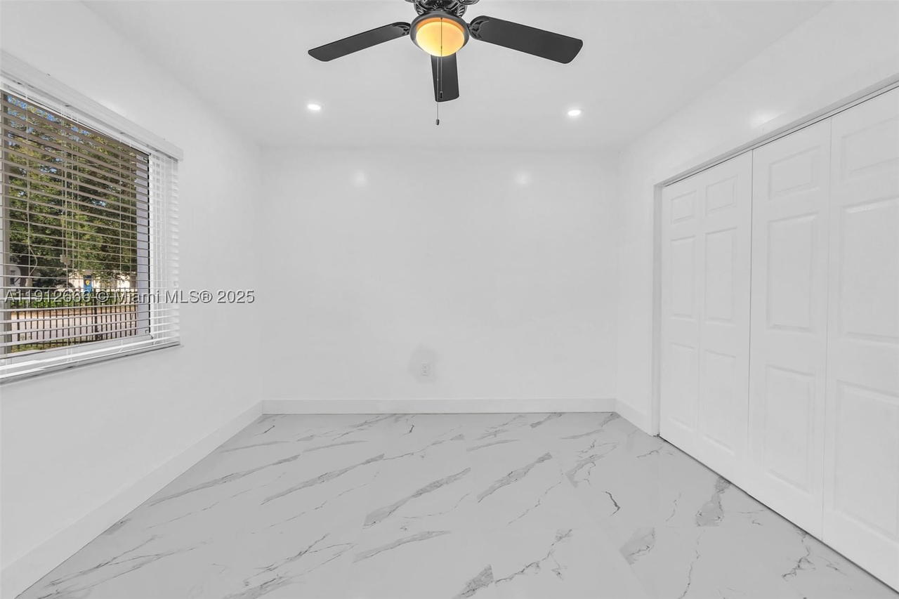 Real estate property located at 5850 3rd Ave, Miami-dade, Pierces Lemon City, Miami, FL