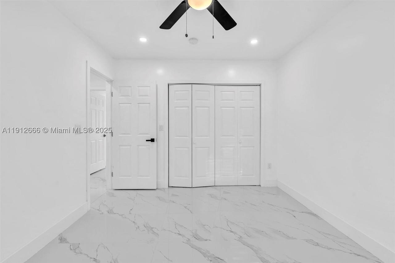 Real estate property located at 5850 3rd Ave, Miami-dade, Pierces Lemon City, Miami, FL