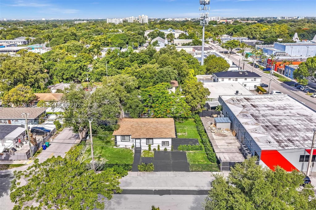 Real estate property located at 5850 3rd Ave, Miami-dade, Pierces Lemon City, Miami, FL