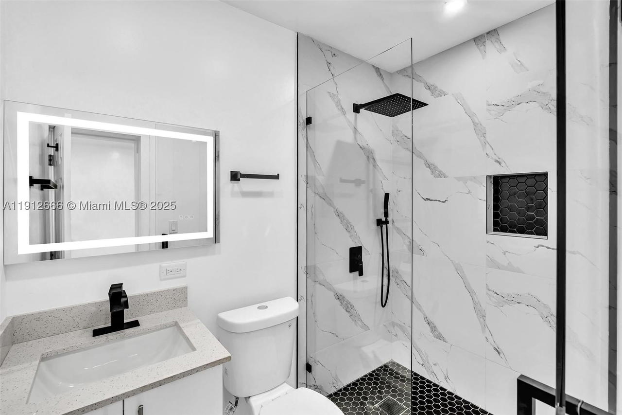 Real estate property located at 5850 3rd Ave, Miami-dade, Pierces Lemon City, Miami, FL