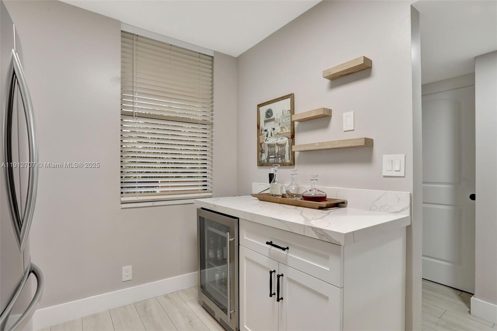 Real estate property located at 2660 Carambola Cir N #305, Broward, Applewood Village I-b Con, Coconut Creek, FL