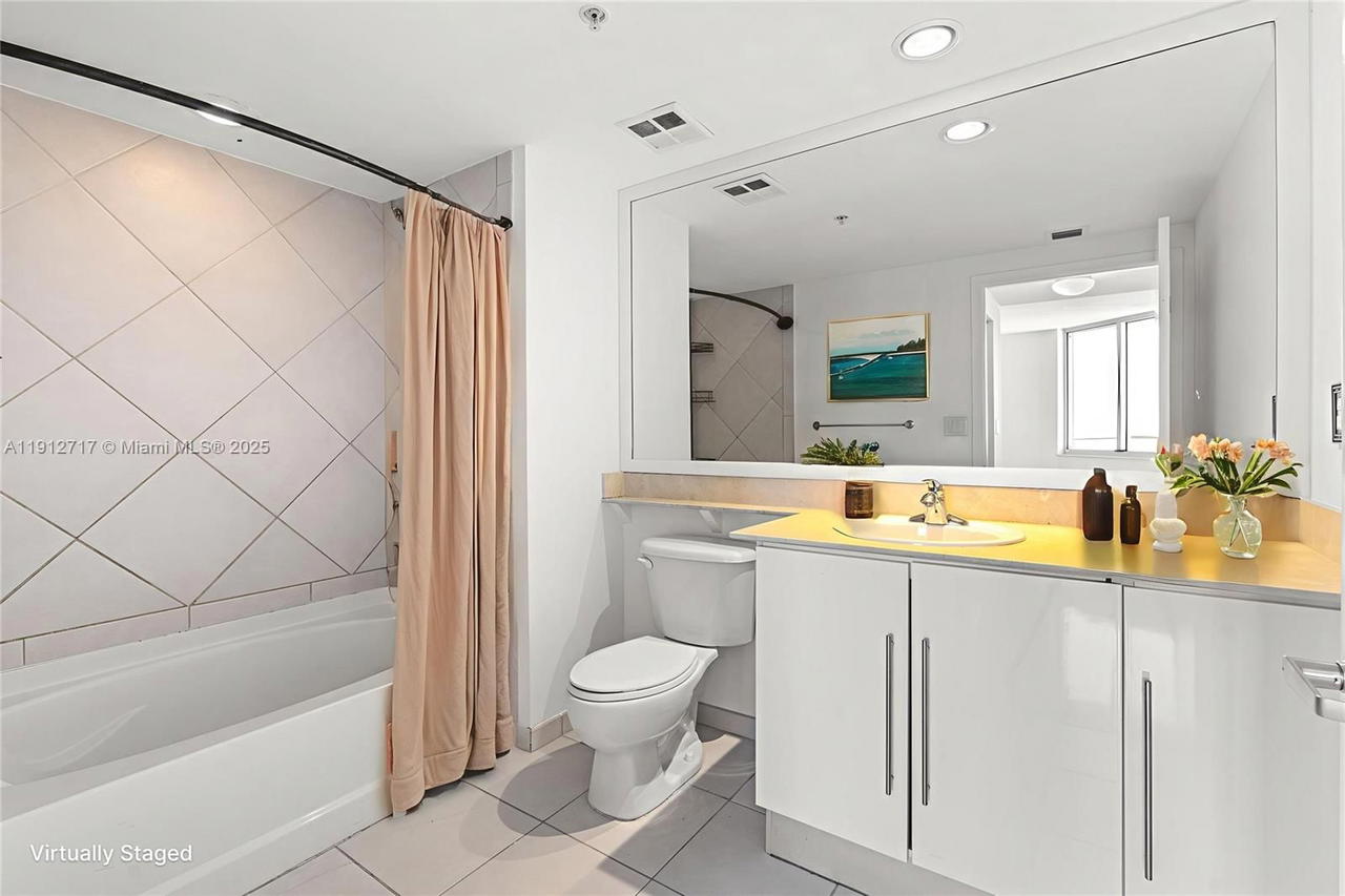 Real estate property located at 335 Biscayne Blvd #4105, Miami-dade, One Miami East Condo, Miami, FL