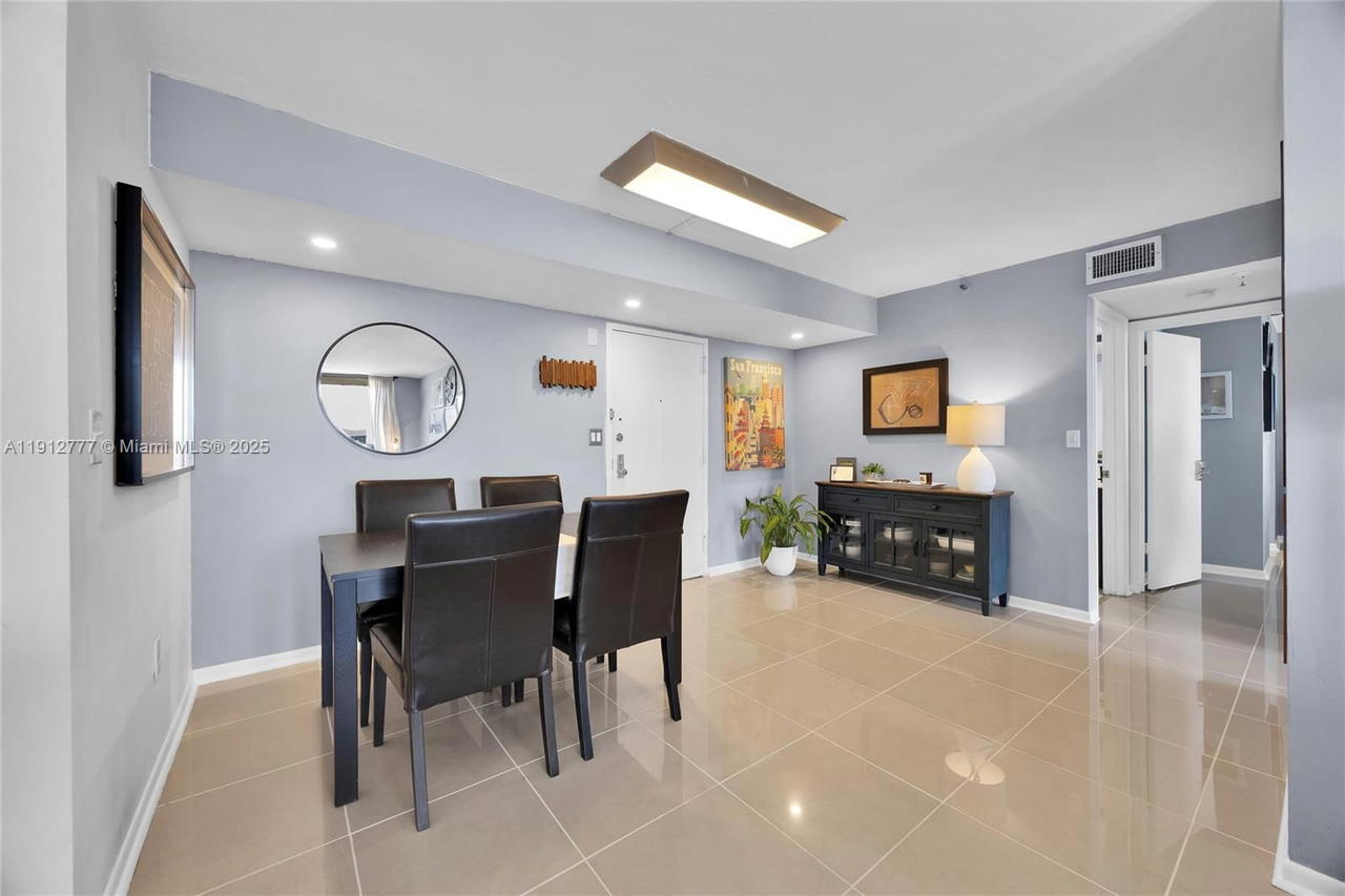 Real estate property located at 911 Ponce De Leon Blvd #1503, Miami-dade, Gables Park Tower Condo, Coral Gables, FL