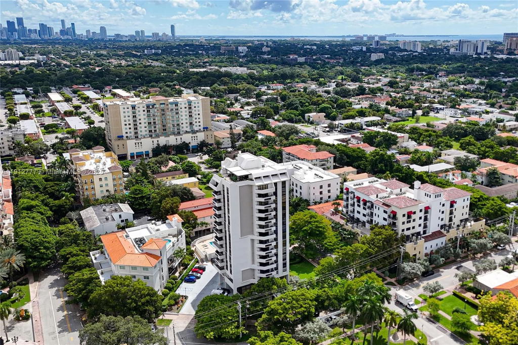 Real estate property located at 911 Ponce De Leon Blvd #1503, Miami-dade, Gables Park Tower Condo, Coral Gables, FL