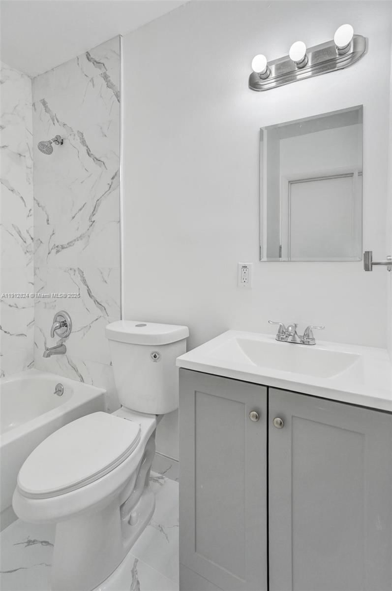 Real estate property located at 1215 31st Way, Broward, Larkdale Unit 3, Lauderhill, FL