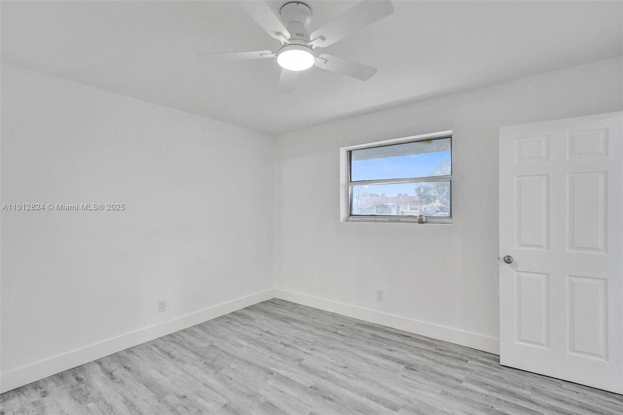 Real estate property located at 1215 31st Way, Broward, Larkdale Unit 3, Lauderhill, FL