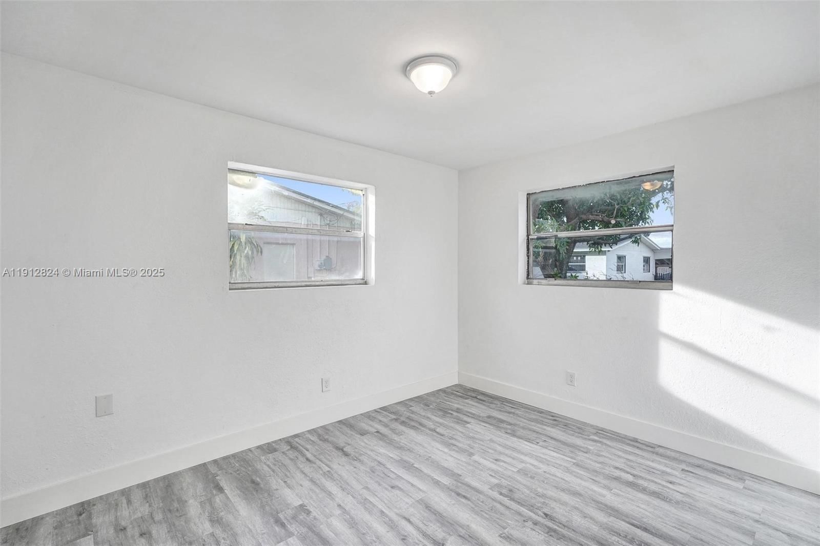 Real estate property located at 1215 31st Way, Broward, Larkdale Unit 3, Lauderhill, FL