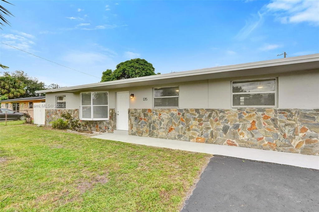 Real estate property located at 1215 31st Way, Broward, Larkdale Unit 3, Lauderhill, FL