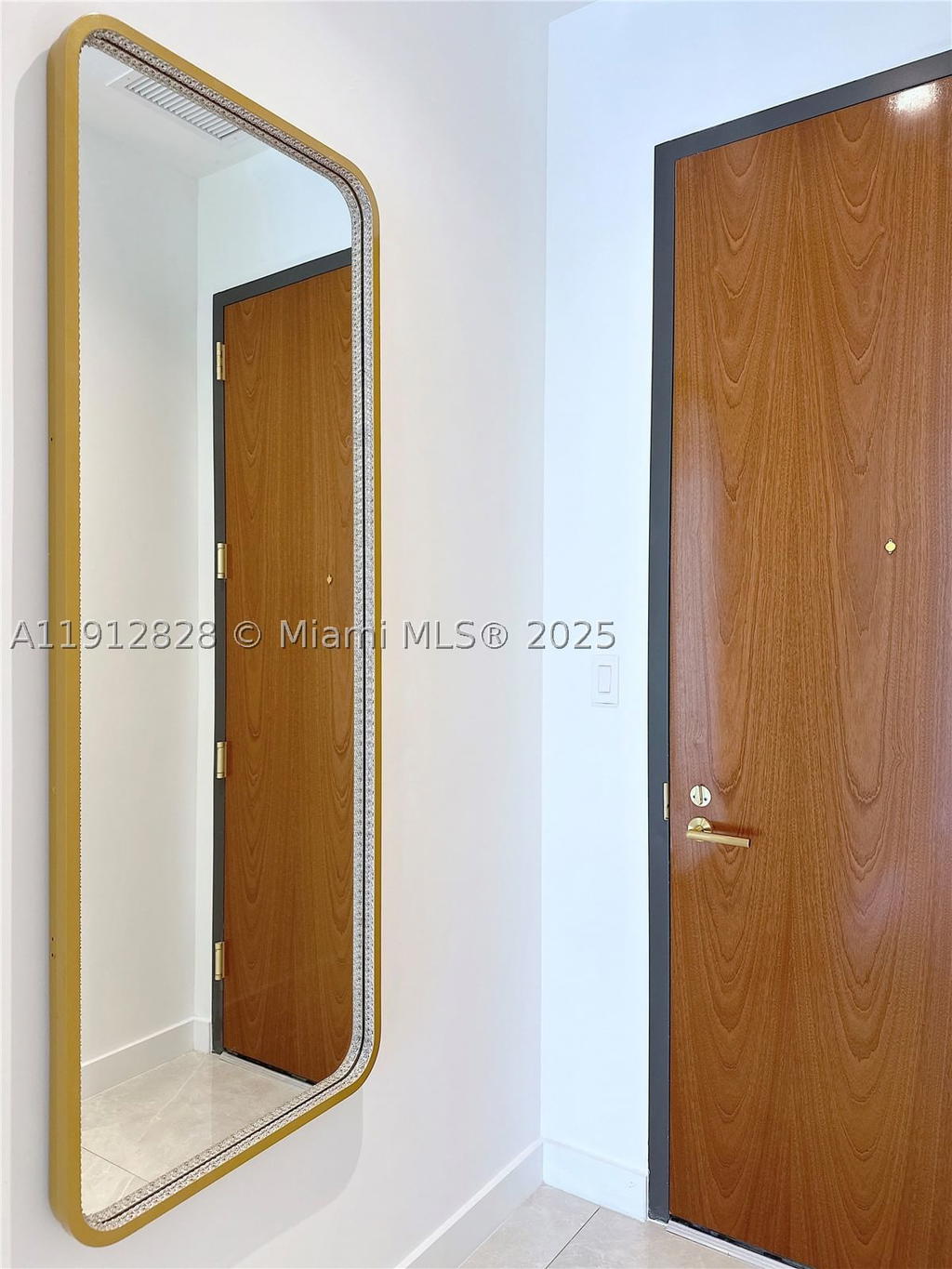 Real estate property located at 2655 Bayshore Dr #405, Miami-dade, Mr. C Residences, Miami, FL