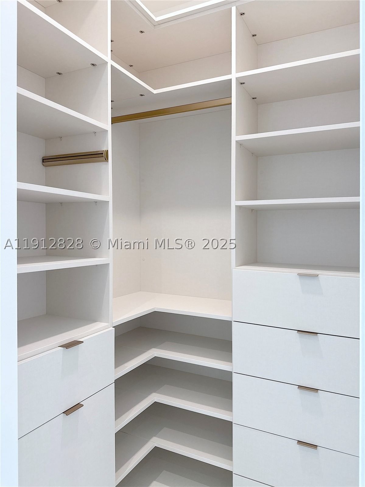 Real estate property located at 2655 Bayshore Dr #405, Miami-dade, Mr. C Residences, Miami, FL